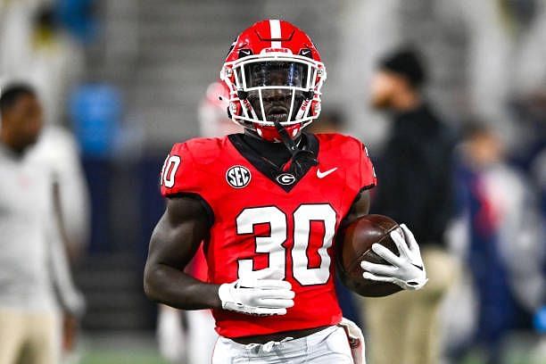 Where did Daijun Edwards go to College?